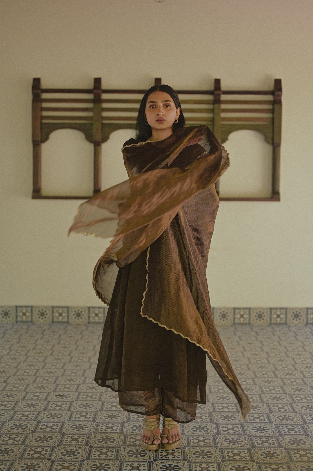 Black Chanderi Tissue Kurta Set - Zuleiha