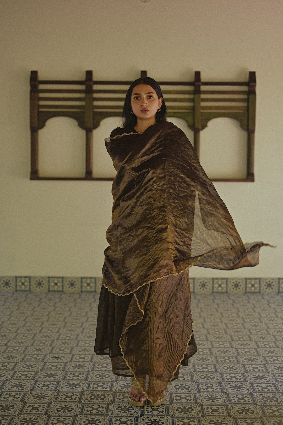 Black Chanderi Tissue Kurta Set - Zuleiha