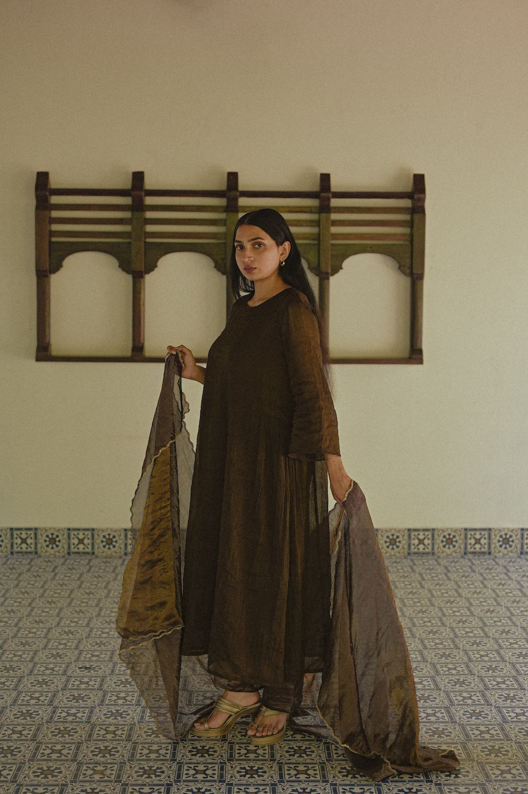 Black Chanderi Tissue Kurta Set - Zuleiha