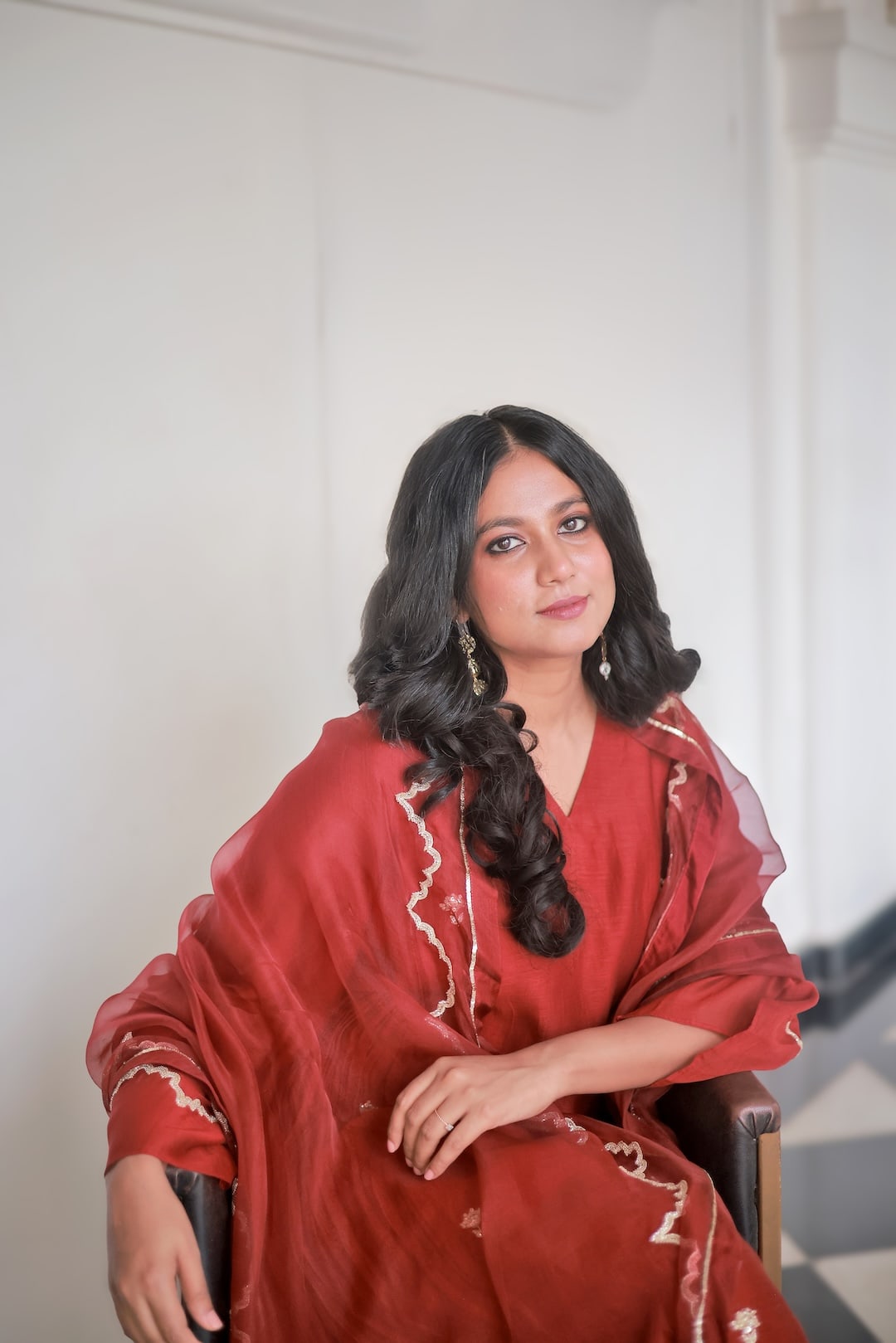 Lal Kurti Set - Zuleiha