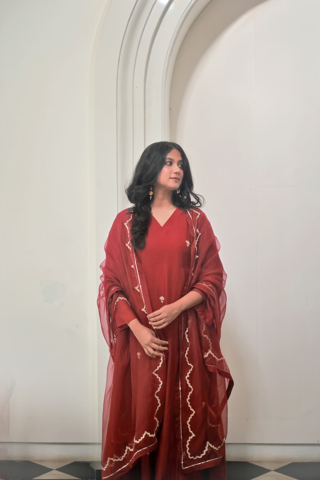 Lal Kurti Set - Zuleiha