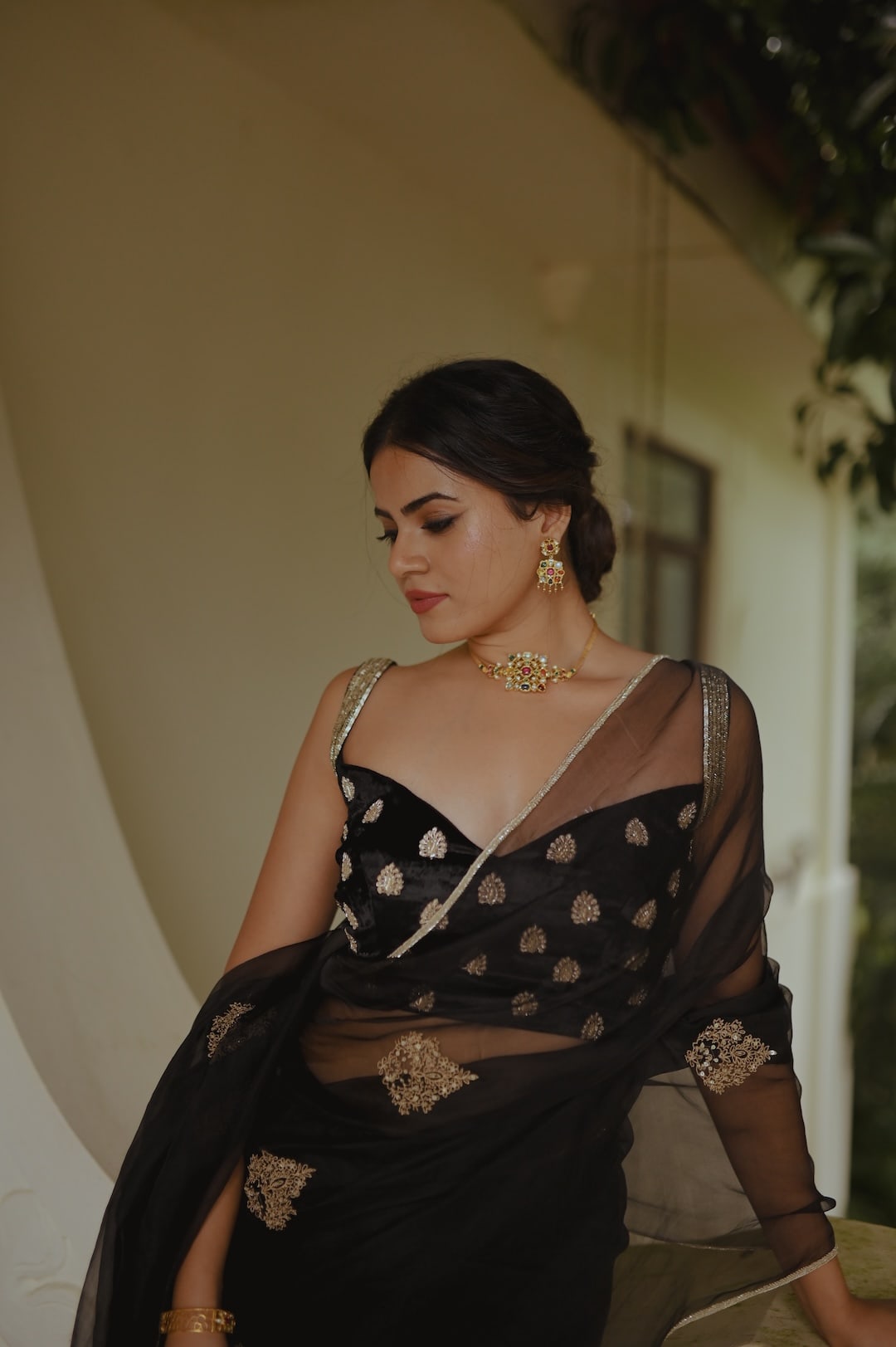 Begum Kara Saree - Zuleiha