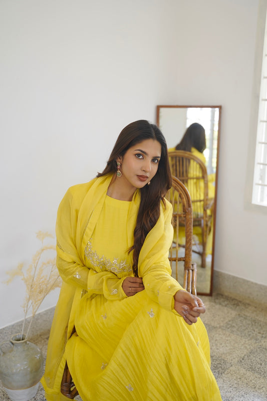 Yellow Chanderi and Organza Kurti Set - Zuleiha