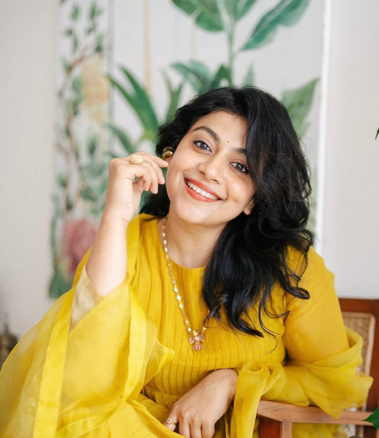 Shruthi Ramachandran in Zuleiha mustard yellow Kurti set