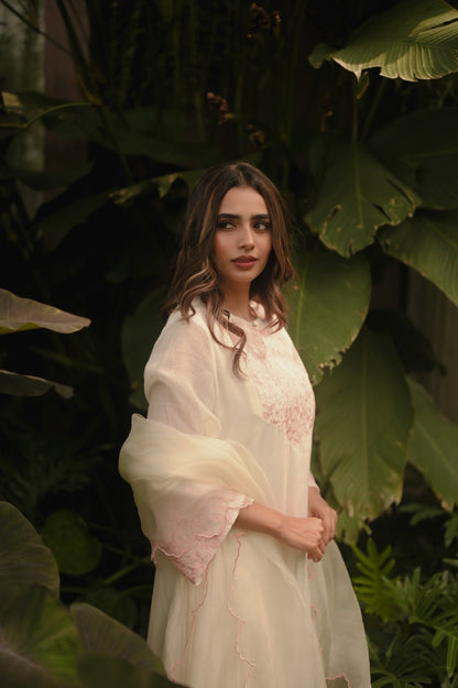 WildFlower Offwhite - Zuleiha