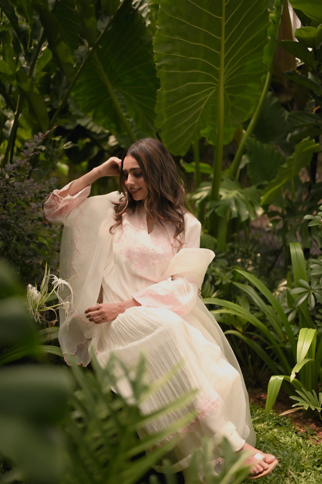 WildFlower Offwhite - Zuleiha