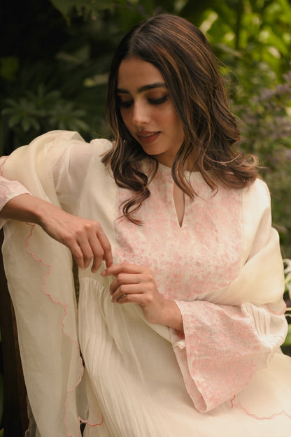 WildFlower Offwhite - Zuleiha