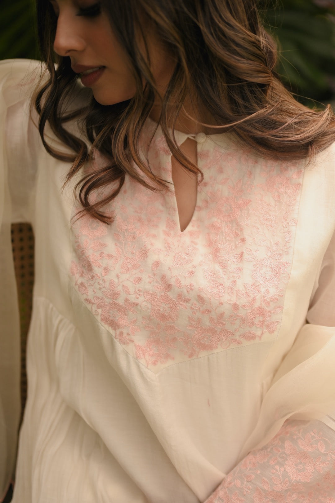 WildFlower Offwhite - Zuleiha