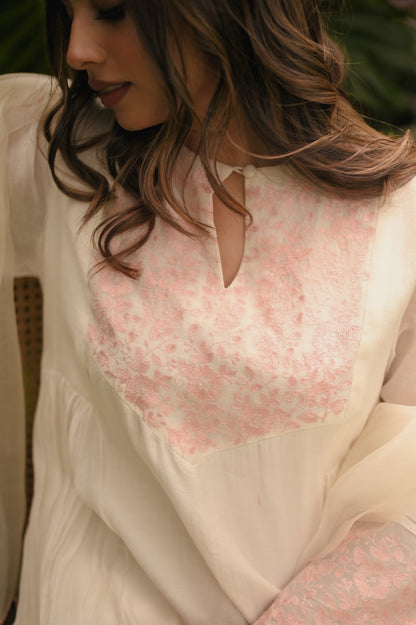 WildFlower Offwhite - Zuleiha