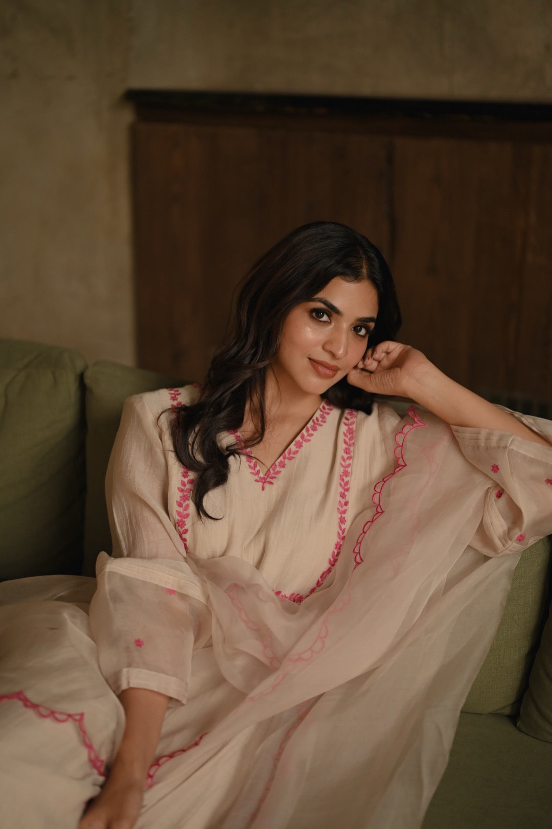 WildFlower Ivory and Pink - Zuleiha