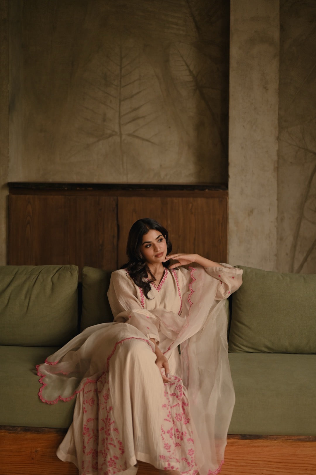 WildFlower Ivory and Pink - Zuleiha