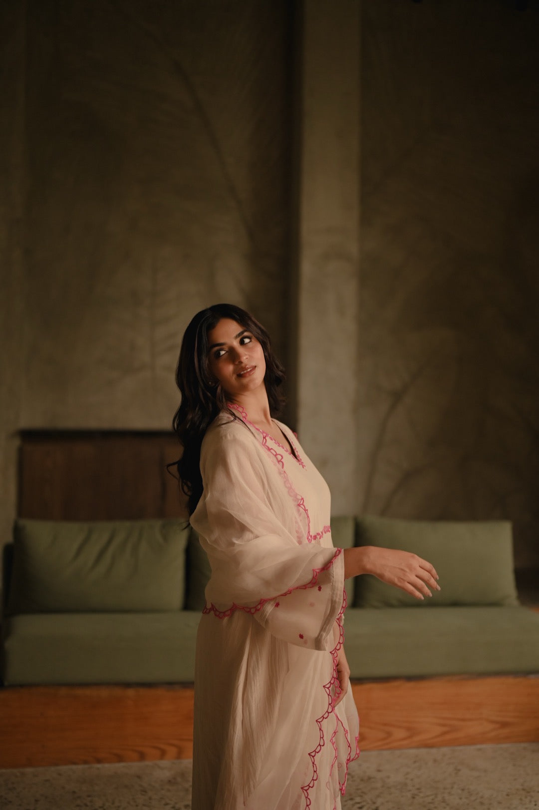 WildFlower Ivory and Pink - Zuleiha