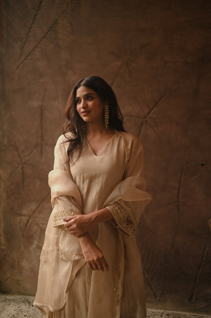 Roohi Ivory Set - Zuleiha