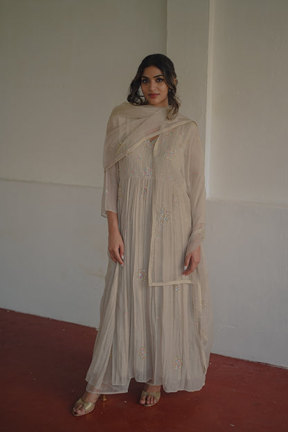 Ivory Chanderi and Organza kurta set - Zuleiha