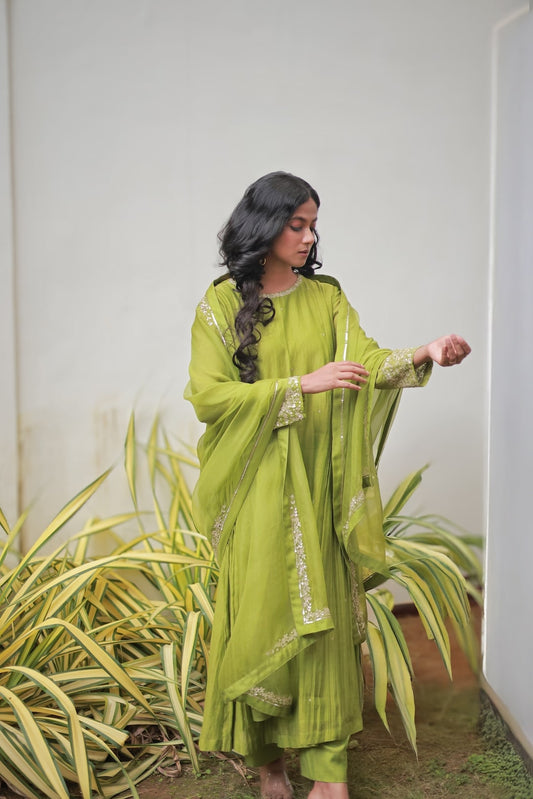 Titli Kurta Set - Zuleiha