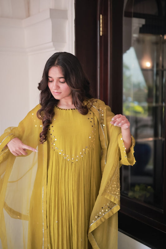 Mehboob Kurti Set - Zuleiha