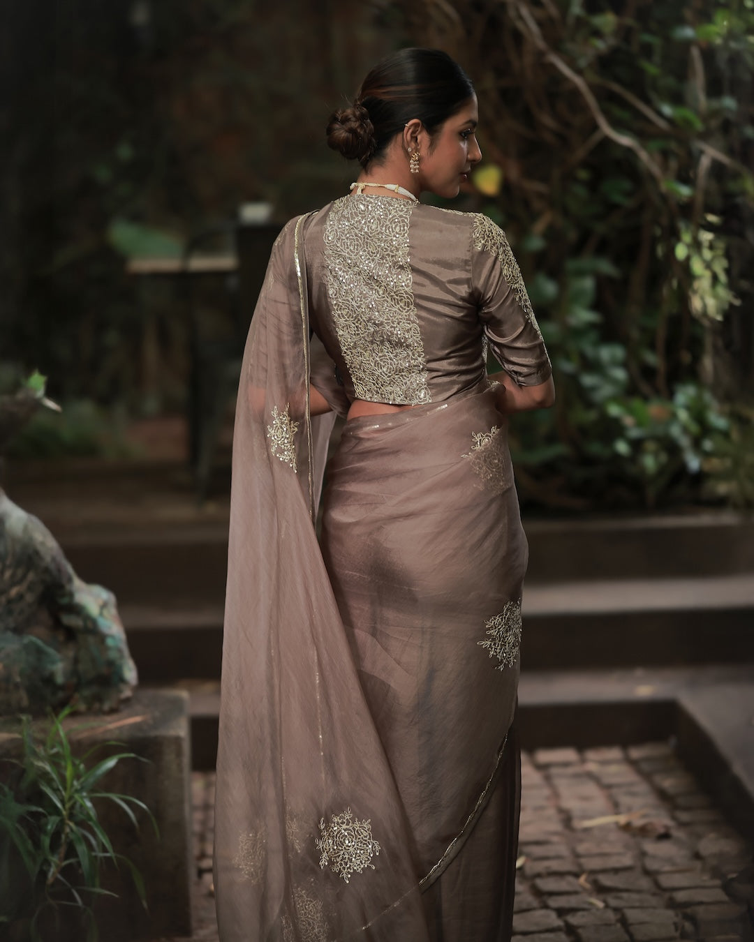 Grey Saree - Zuleiha
