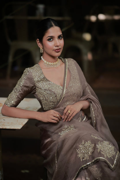 Grey Saree - Zuleiha