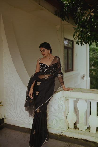 Begum Kara Saree - Zuleiha