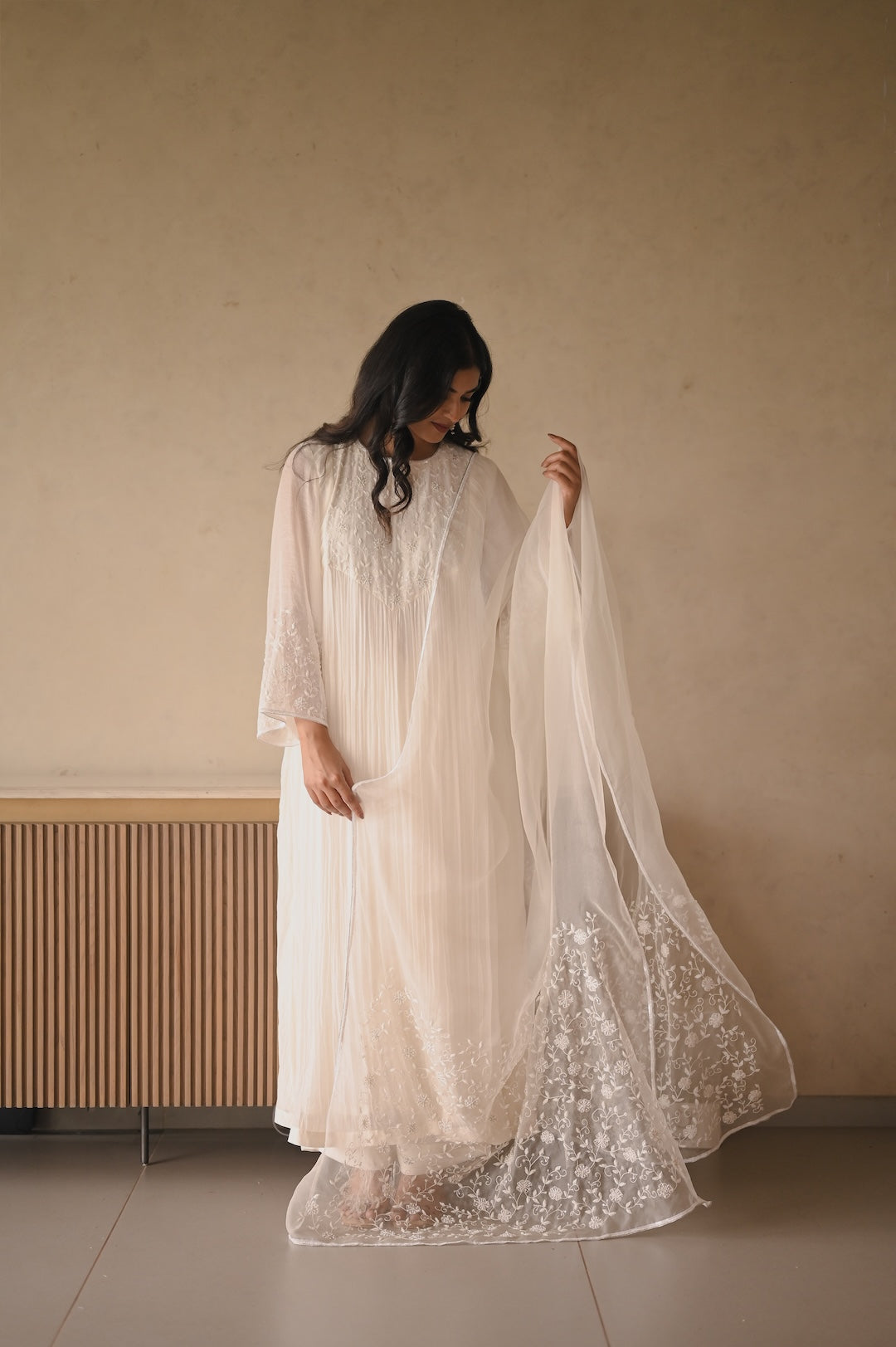 Sukoon White Mist Set - Zuleiha